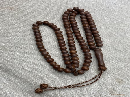 كوك قديم ٩٩ خرزه مقاس ٩ ملي