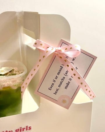 ماتشا لاتيه مع سويت فوم