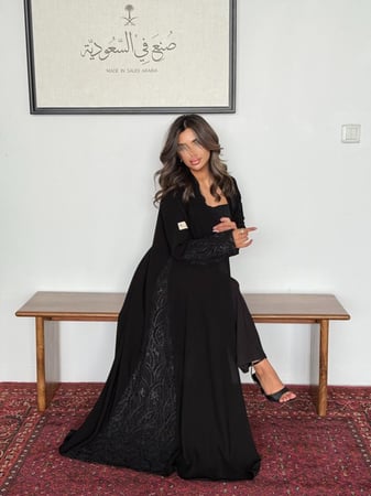 عـبـايـة تُل من الجهتين 106#