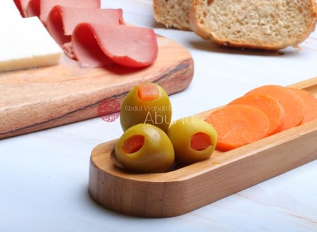 زيتون أخضر محشي جزر  Carrot Stuffed Green Olive