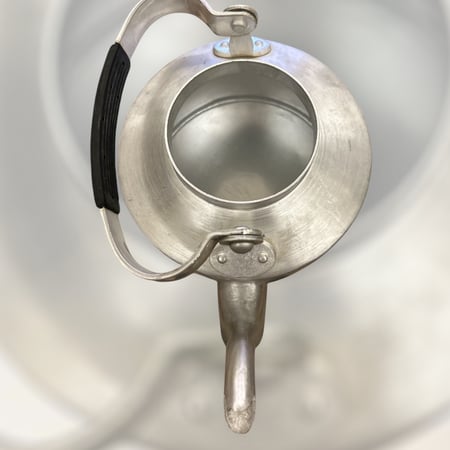 ابريق هندي ختمين 13