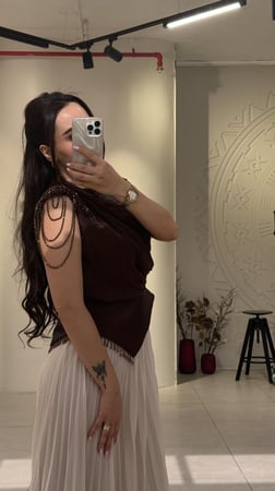 فستان فخم وانيق