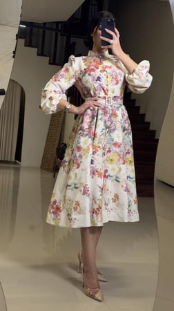 فستان ميدي للعيد فخم وأنيق مورد مزين بحزام على الخصر