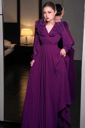 فستان طويل بلاسيه انيق صدر مورد