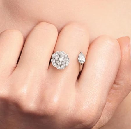 خاتم كاميليا