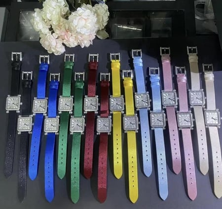 ساعة تشارلز أودين نسائية ستيل مرصعة بالألماس واللؤلؤ تصميم مربع