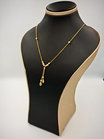 عقد ذهب عيار 22