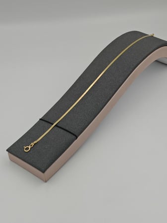 Bracelet 18K Gold - إسوارة ذهب عيار 18