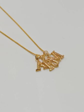 Letters Necklace 21K Gold - عقد حروف عيار 21