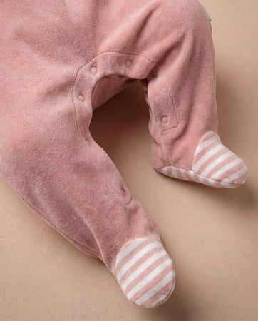 افارول حمالة قطيفة مطرز نجمة تقف علي غيمة معا كنزة مطبوعة نجوم