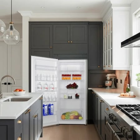 "فريزر هام رأسي باب واحد انفرتر استيل 21.2 قدم HM720SFR-O24INV