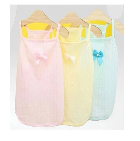 ملابس قطط مختلفة