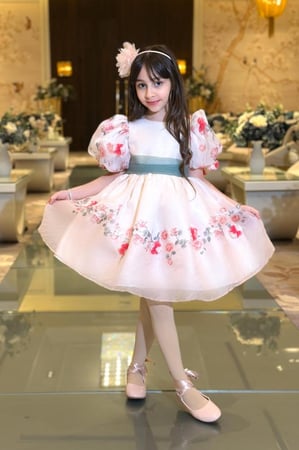 فستان سكري مورد بحزام اخضر من العيسائي للأطفال