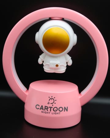 مصباح مكتبي مغناطيسي على شكل رائد فضاء إبداعي قابلة للشحن , ثلاث مستويات سطوع