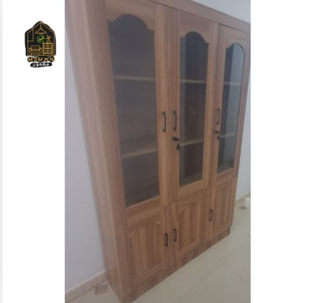 دواليب عرض مودرن – تخزين بأناقة وأمان 3 درفة عدة الوان