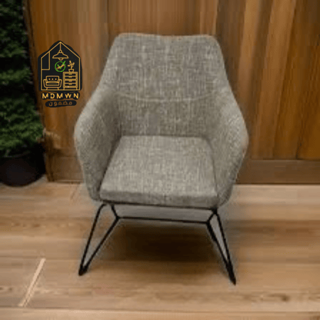 كرسي مريح عدة الوان