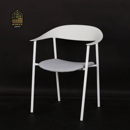 كرسي راحة بتصميم عصري