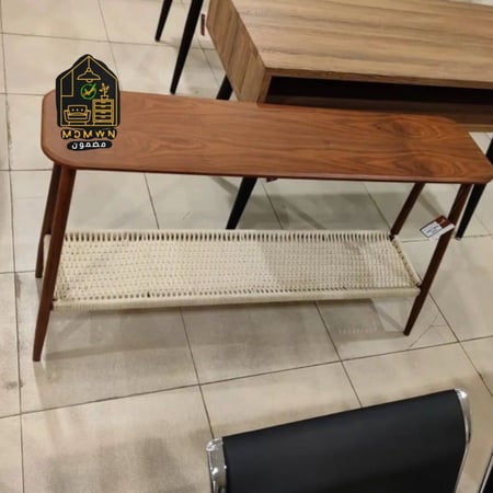طاولة مدخل بتصميم حديث