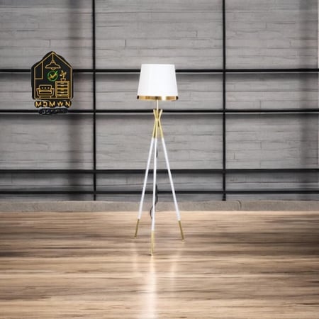 ابجورة طويلة عصرية لون ابيض وذهبي