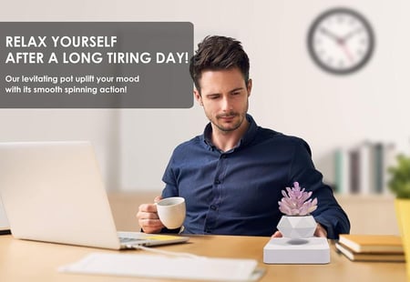 وعاء نباتات عائم ابيض