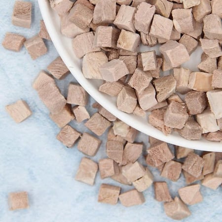 ليون ليونيست - وجبات ومكافآت صحية لحم بط صحي مجفف بالتبريد للقطط والكلاب 100 جرام