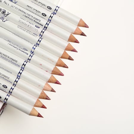 محددات شفايف ريل بيوتي