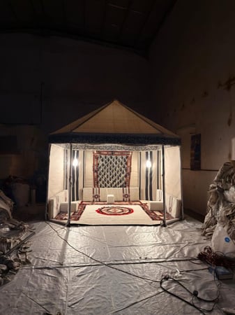 خيمة المضياف  "بالاثاث "