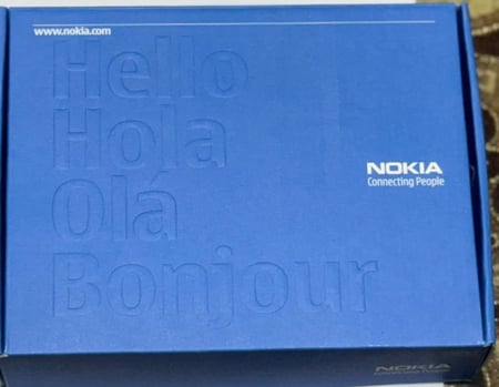 جوال نوكيا N95 فنلندي 8GB  اصلي مجدد بالكرتون بكامل محتوياته + بطارية اضافية هدية من المتجر
