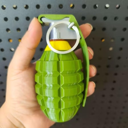 قنبلة يدوية مشبه عسكري بلاستيكي نسخة طبق الاصل