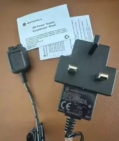 شاحن تترا موتورلا الاصلي MTP3000 MTP3100 MTP3150-MTP6550 -MTP3250