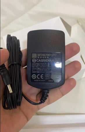 شاحن جهاز تترا كاسديان Cassidian الاصلي للجيش والامن العام والدفاع المدني شاحن تترا ايرباص TH9/TH1N