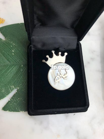 بروش صدف تاج مطلي فضه متوفر 3 مقاسات