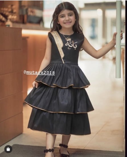 فستان بناتي بالاسم