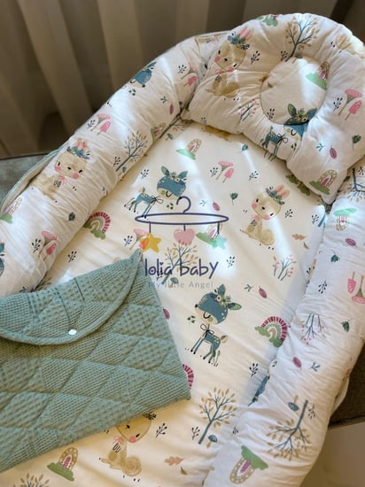 سرير متنقل للبنات