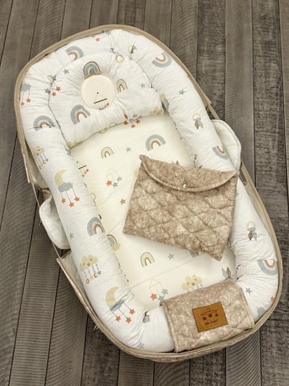 سرير متنقل مناسب للجنسين