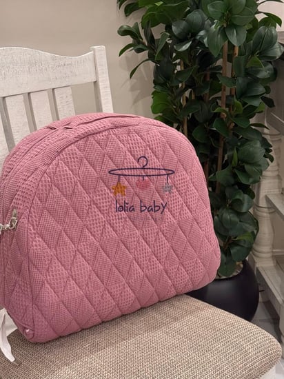 سرير متنقل برغندي للبنات