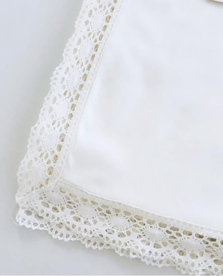 طقم وشال استقبال ابيض للجنسين