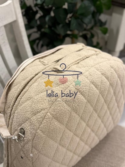 سرير متنقل مناسب للجنسين