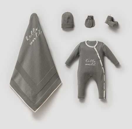 طقم أنيق شتوي مناسب للجنسين