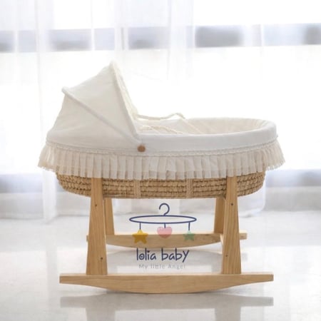 سلة موسى مع مفرش و قاعدة