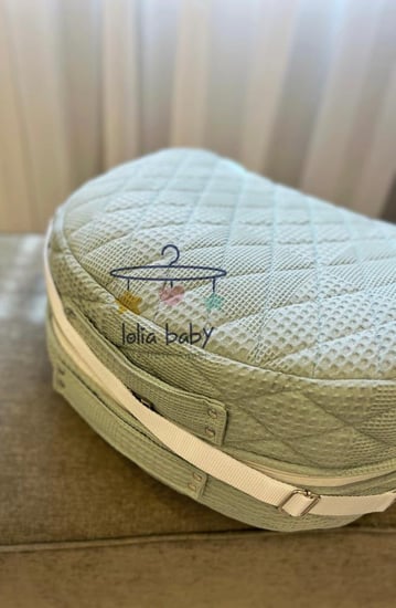 سرير متنقل للبنات