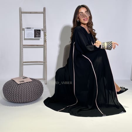 عباية صيفية بكلفة كشخه - ثلثك عنبر