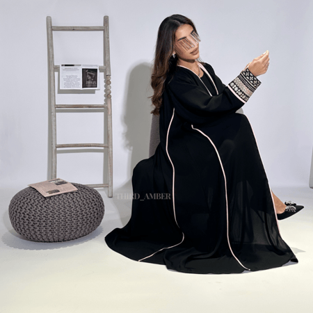 عباية صيفية بكلفة كشخه - ثلثك عنبر