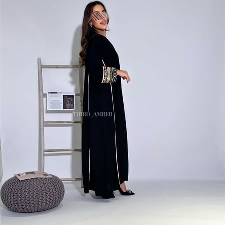 عباية صيفية بكلفة كشخه - ثلثك عنبر