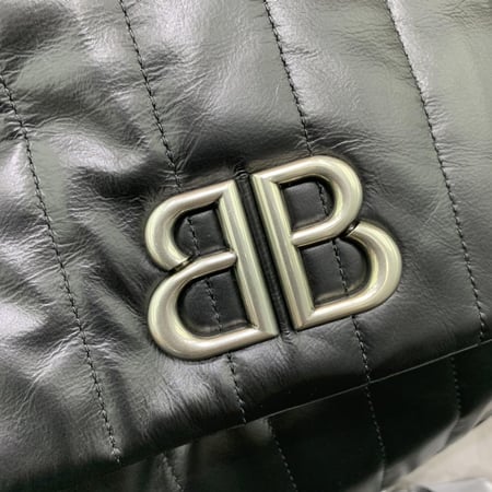 شنطة بالنسياقا 32cm