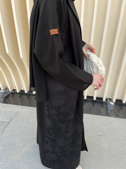 عباية جكار من الجانبين  - قماش كريب