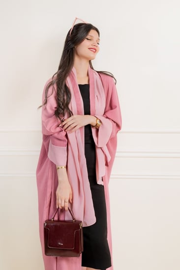 بشت لينين بينك بأكمام بينك شيفون