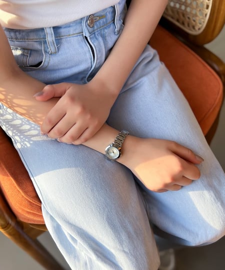 ساعة  أطفال شكل رادو