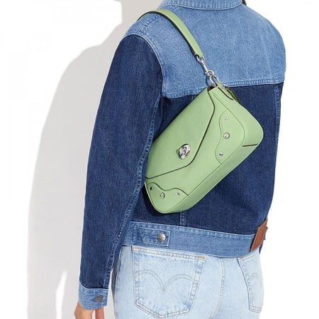 شنطة كوتش ميلي خضراء