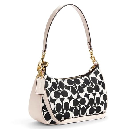 شنطة كوتش تيري اسود